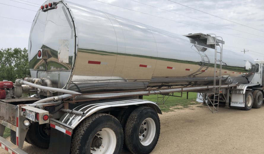 Water Hauling Truck Transport Shiny